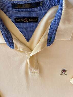 90s Vintage Tommy Hilfiger Crest Polo Shirt Butter Cream Classic Fit XL